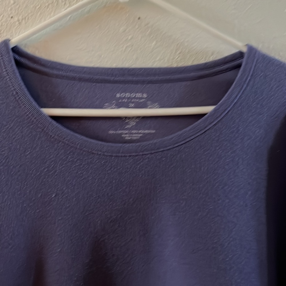 Lavender pullover - Picture 3 of 4